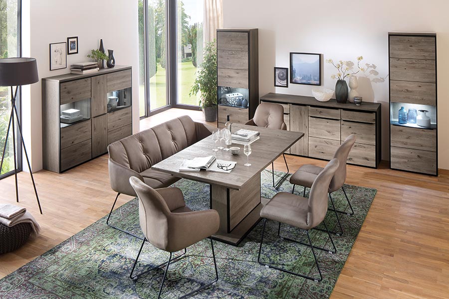 ensemble chaise et table de salle a manger